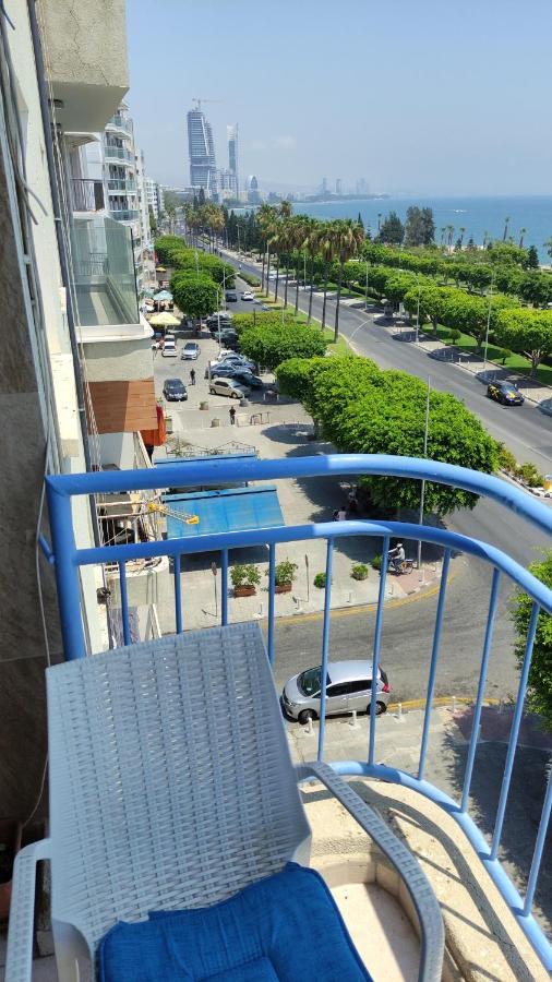 Sea Front & City Center, Amazing Sea View Limassol Bagian luar foto