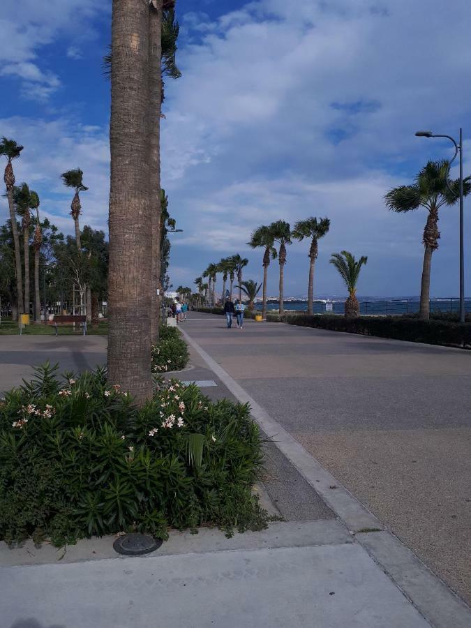 Sea Front & City Center, Amazing Sea View Limassol Bagian luar foto